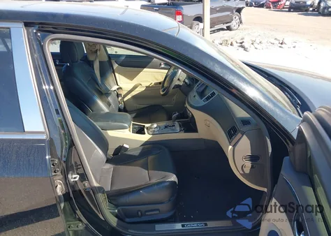 2011 Hyundai Genesis 4.6 z USA, uszkodzony, nr VIN KMHGC4DF3BU140210